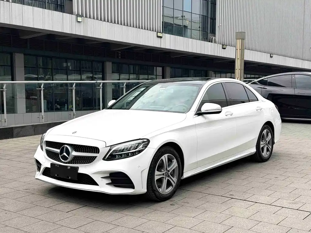 Mercedes-Benz C-Class 2019 — фото 1