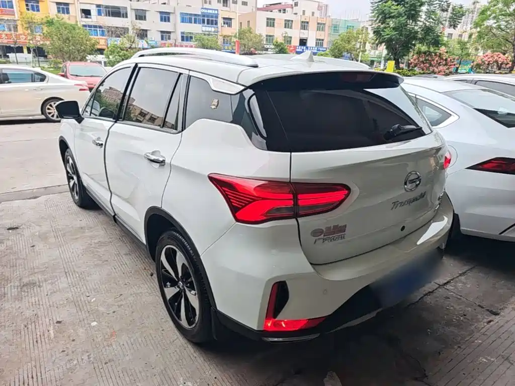 GAC Motor Trumpchi GS4 2019 — фото 5