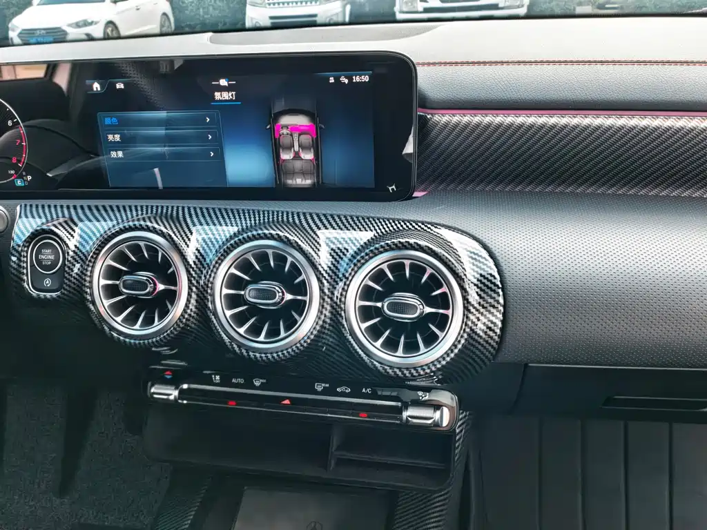 Mercedes-Benz A-Class 2025 — фото 14