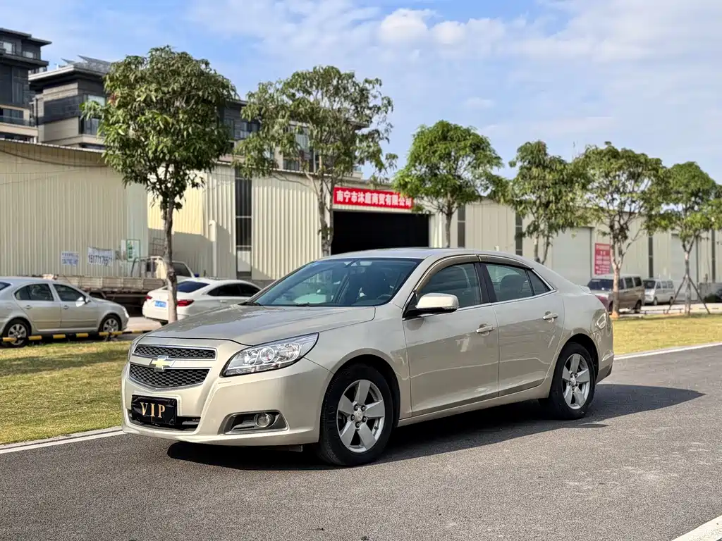Chevrolet Malibu 2015 — фото 1