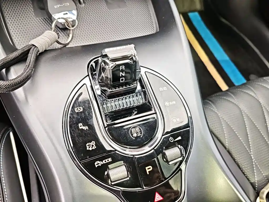 BYD Seal 2023 — фото 14