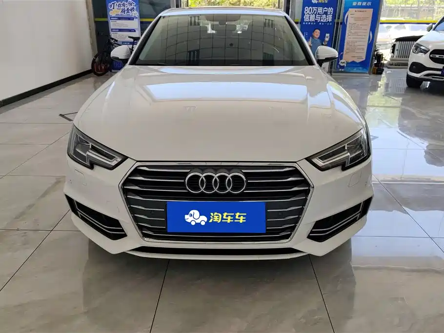 Audi A4L 2018 — фото 2