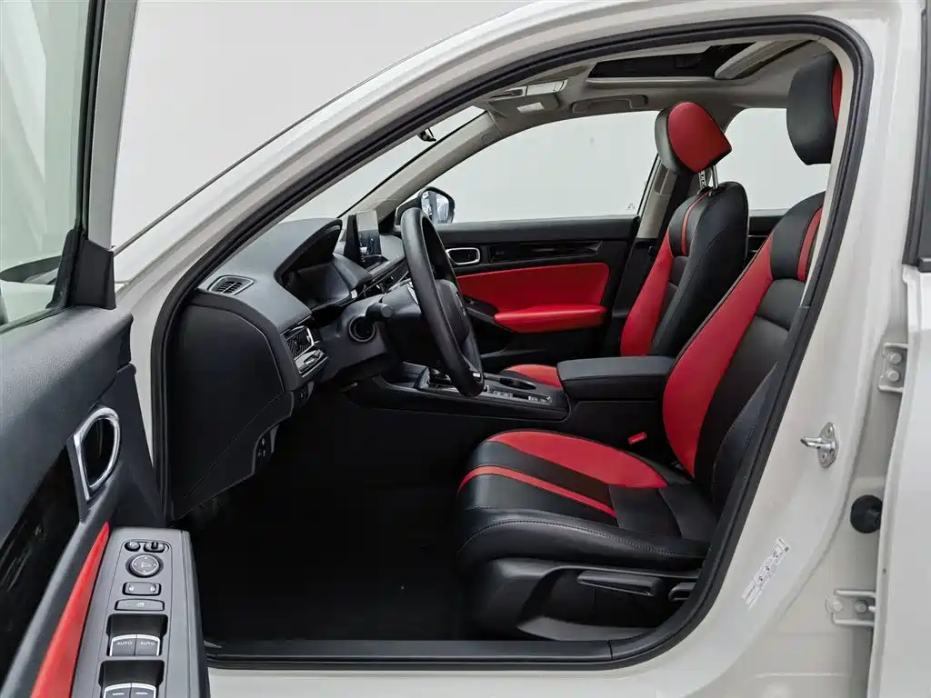 Honda Civic 2024 — фото 10