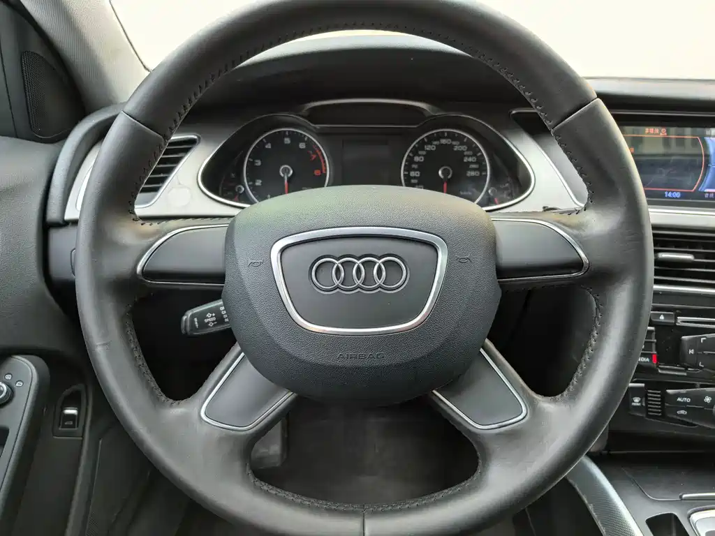 Audi A4L 2016 — фото 14