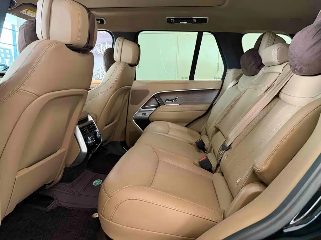 Land Rover Range Rover 2025 — фото 15
