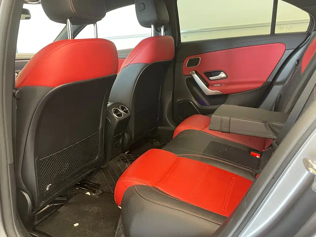 Mercedes-Benz A-Class AMG 2022 — фото 11