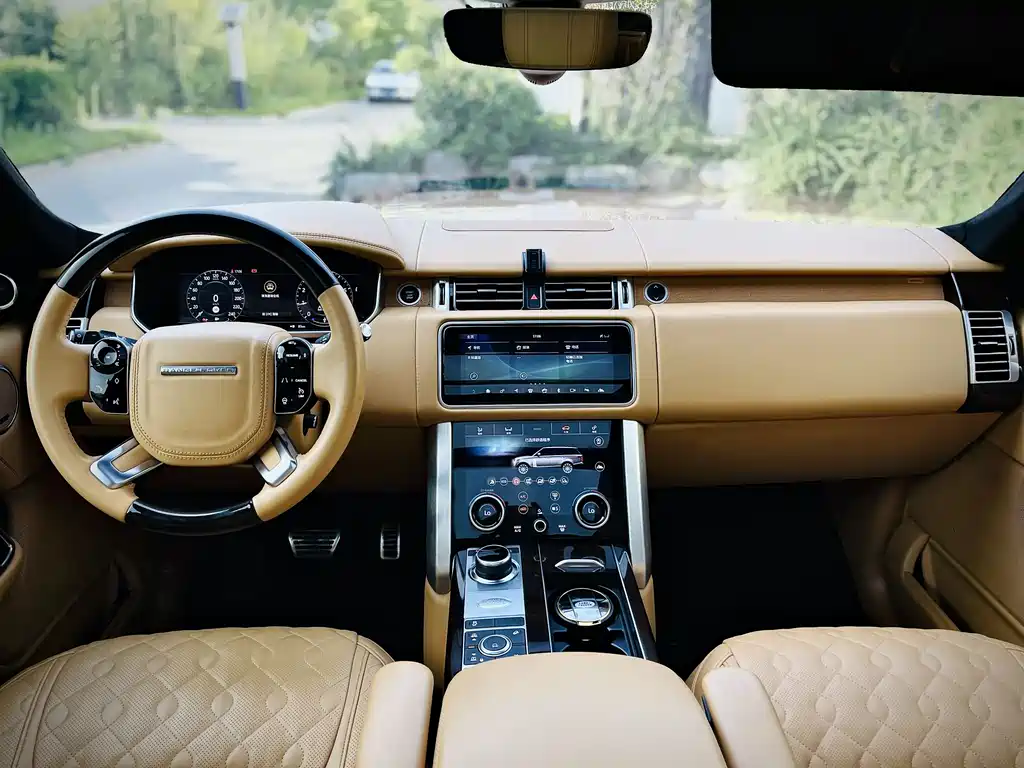Land Rover Range Rover 2021 — фото 8