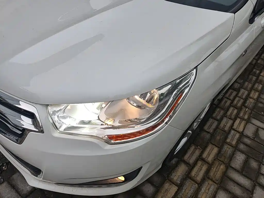 Citroën C4L 2014 — фото 24