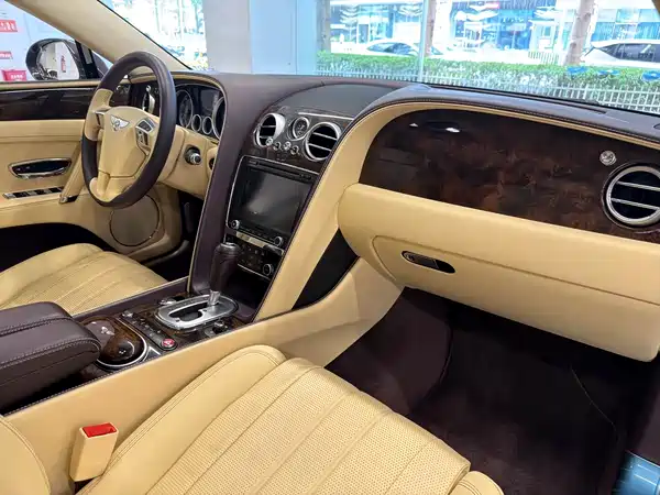 Bentley Flying Spur 2016