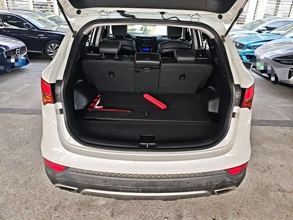 Hyundai Santa Fe 2015 — фото 19