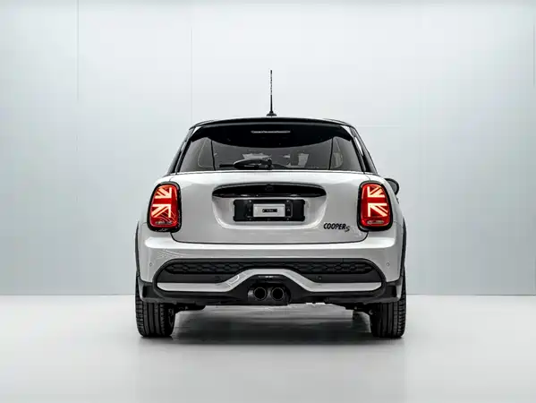 MINI MINI 2024