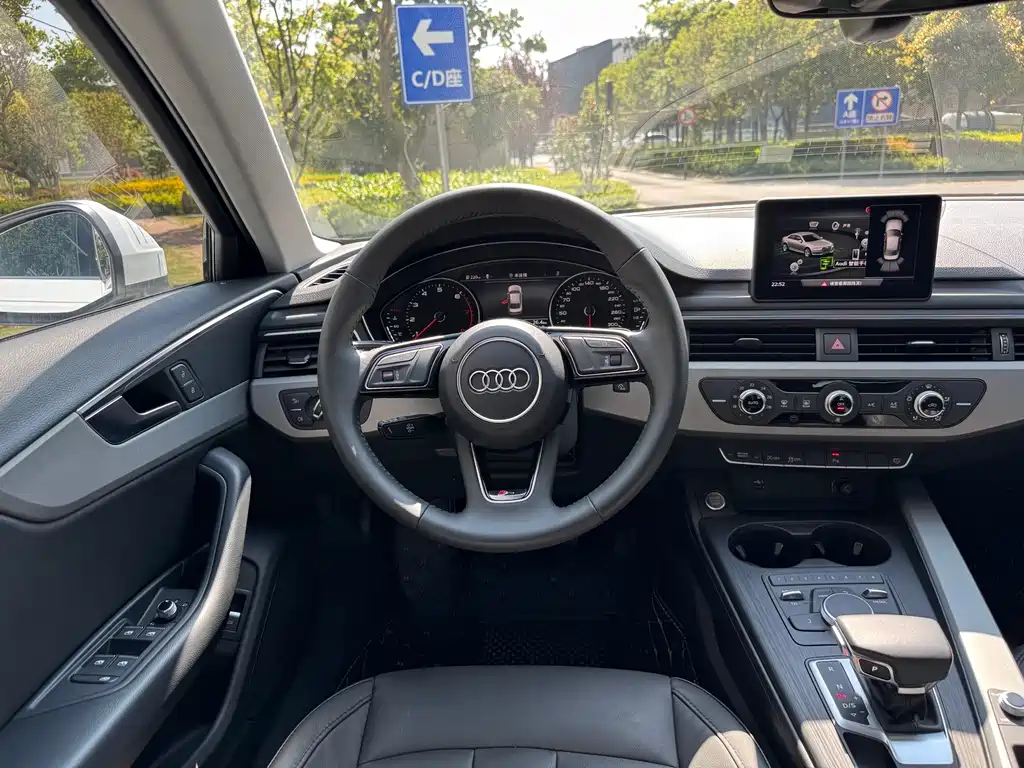 Audi A4L 2019 — фото 22