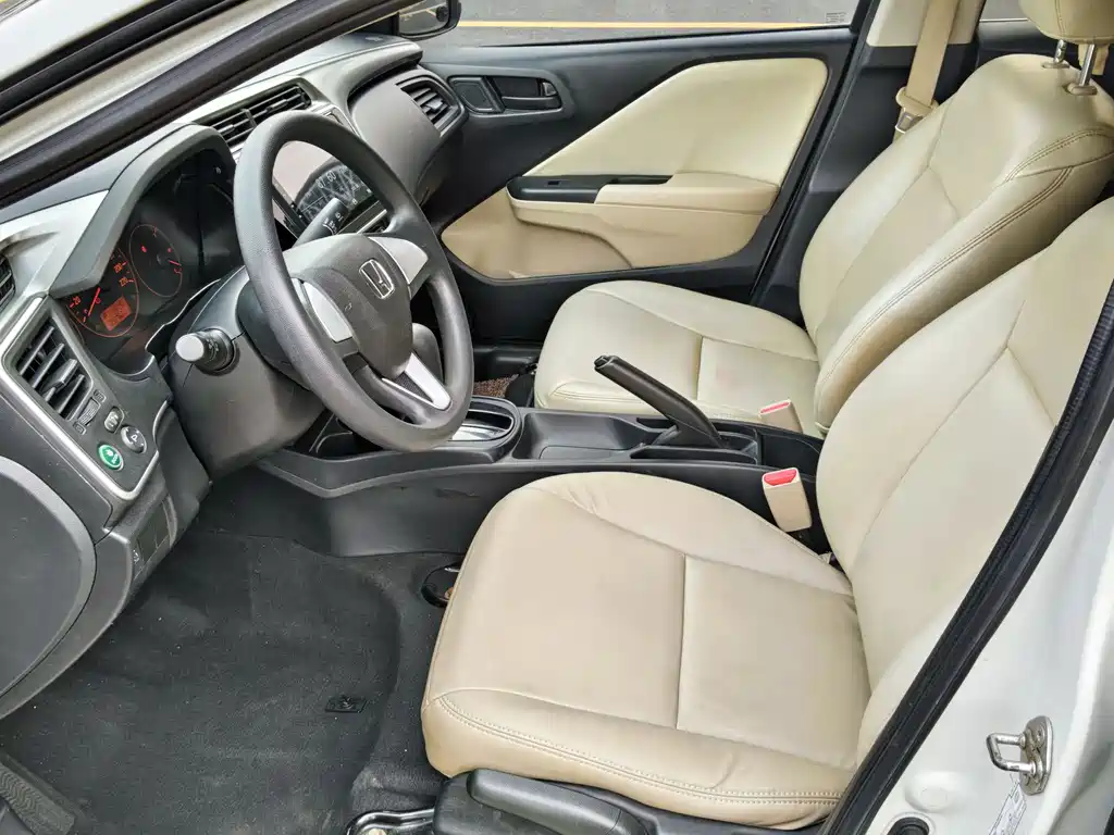 Honda City 2017 — фото 10
