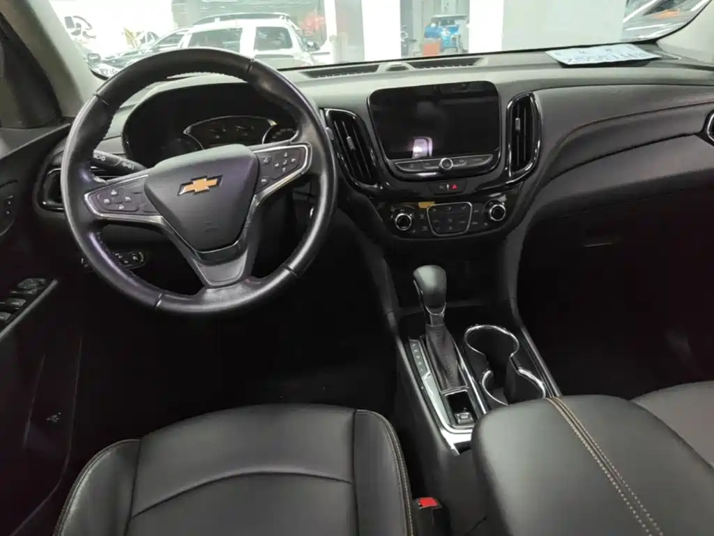 Chevrolet Equinox 2022 — фото 10