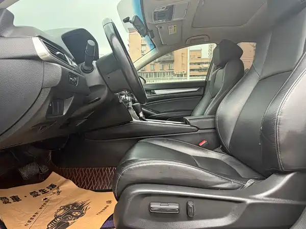 Honda Accord 2022