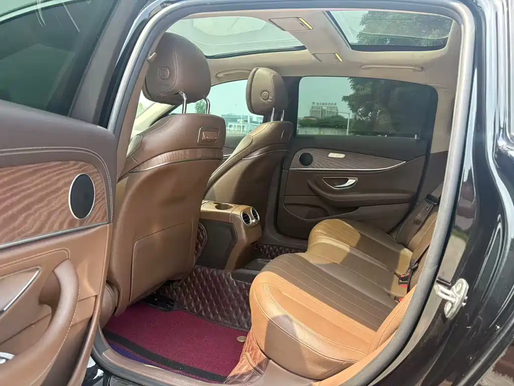 Mercedes-Benz E-Class 2019