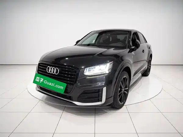 Audi Q2L 2019