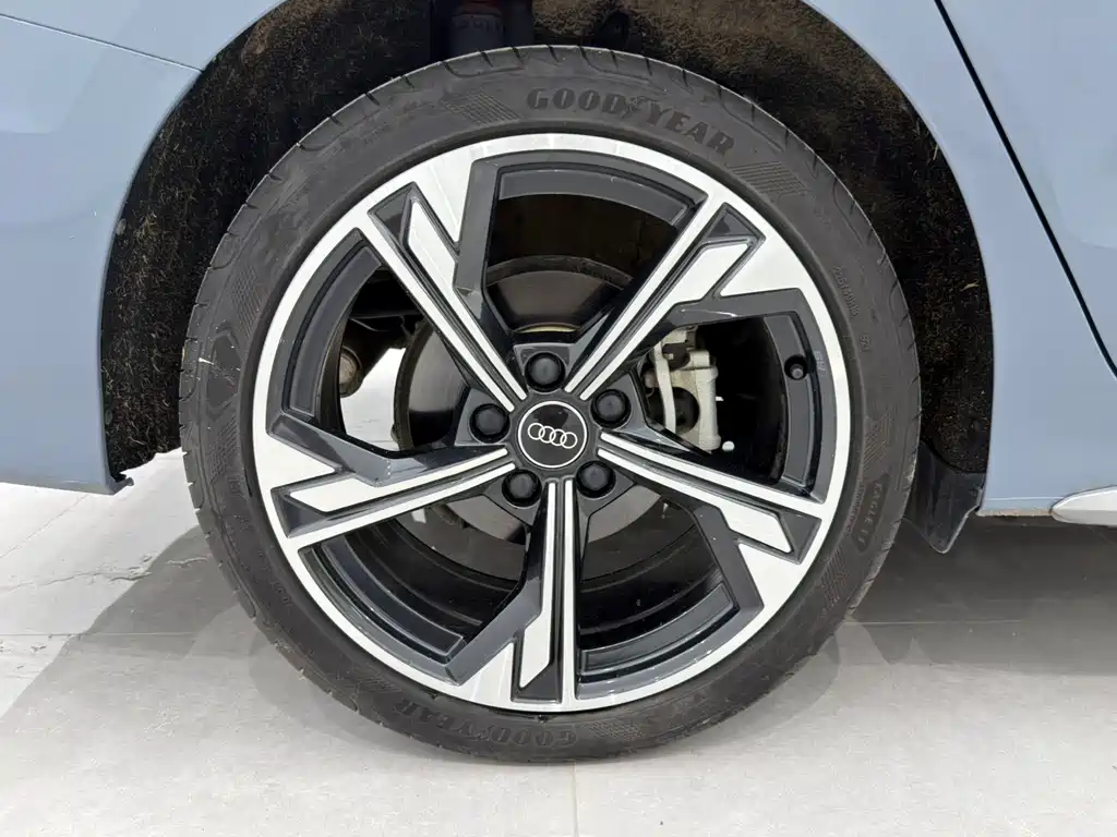 Audi A3 2022 — фото 18