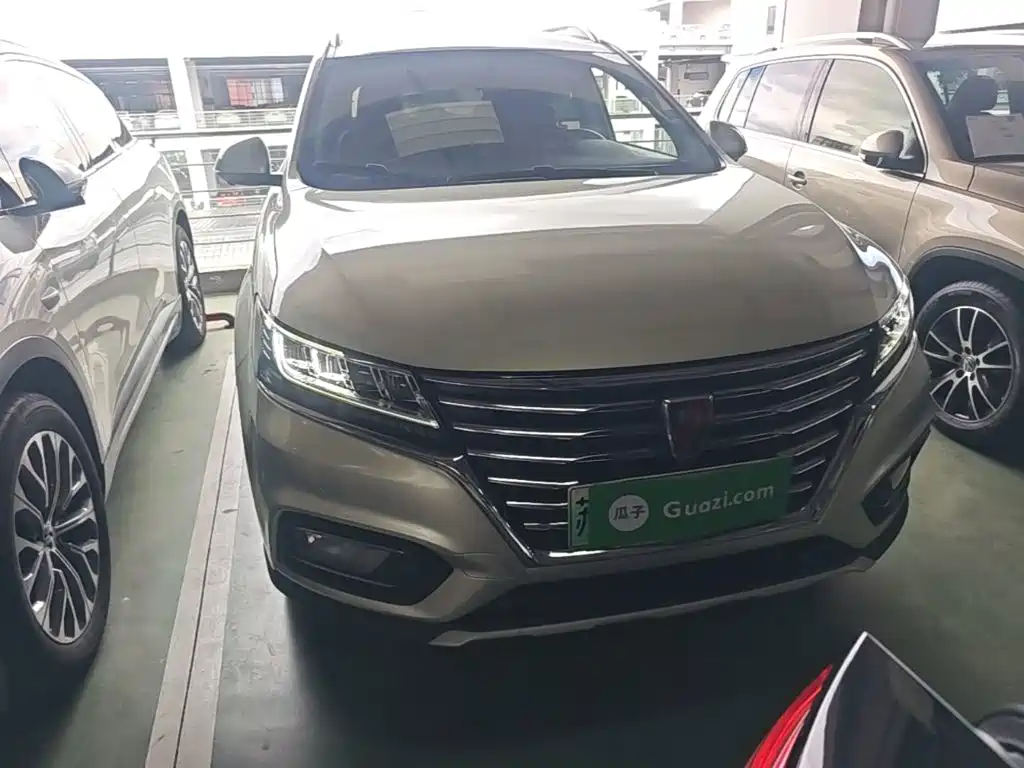Roewe RX5 New Energy 2020 — фото 3