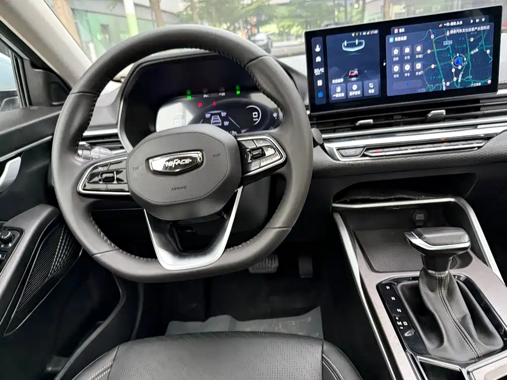 Geely Emgrand 2023 — фото 13