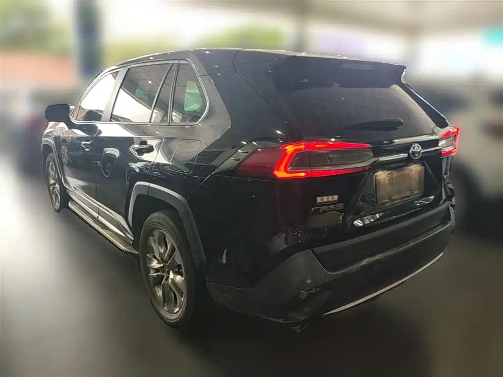 Toyota Wildlander 2020 — фото 9