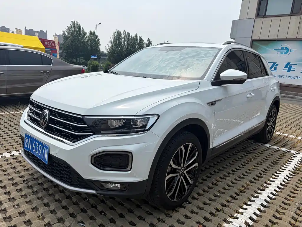 Volkswagen T-Roc 2023