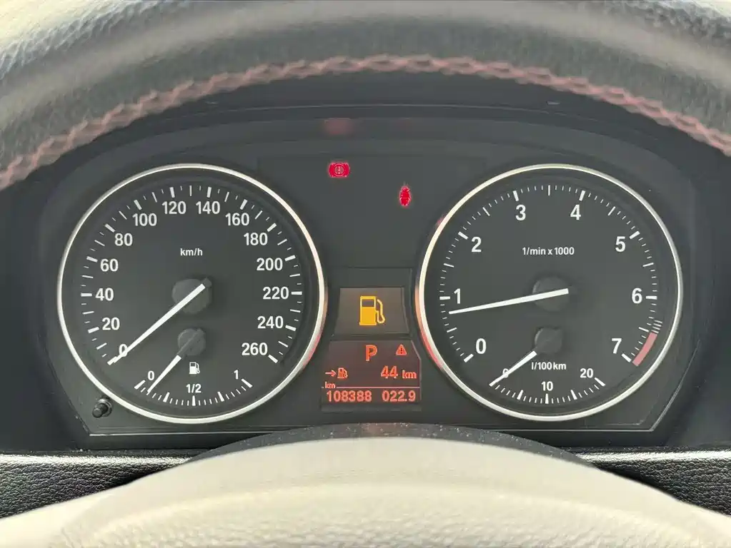 BMW X1 2015 — фото 16