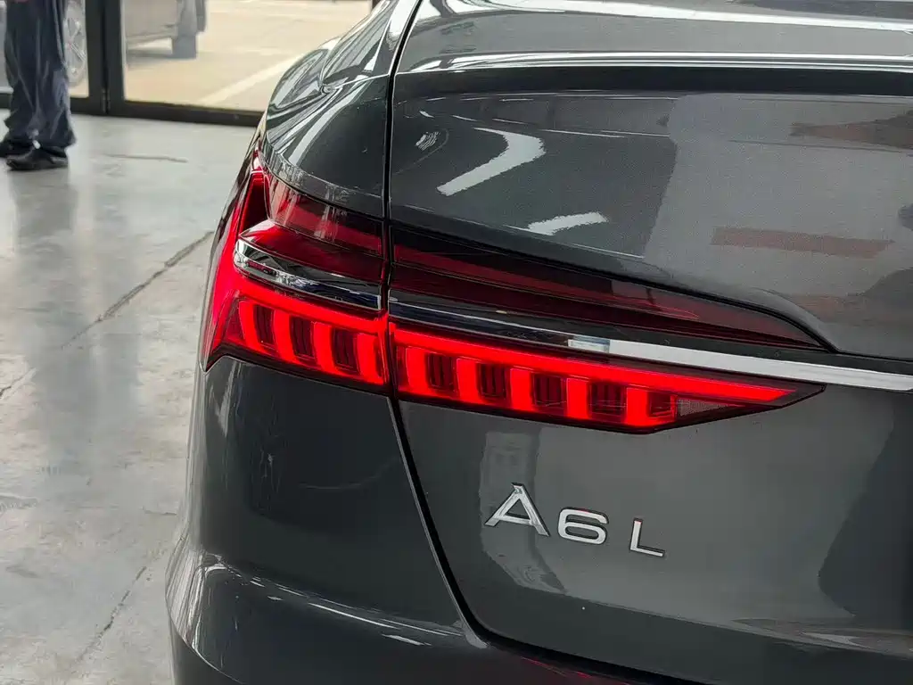 Audi A6L 2020 — фото 17
