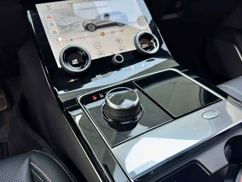 Land Rover Velar 2019 — фото 16