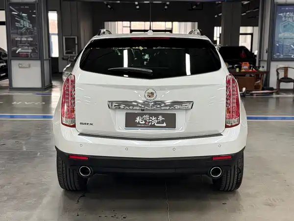 Cadillac SRX 2014