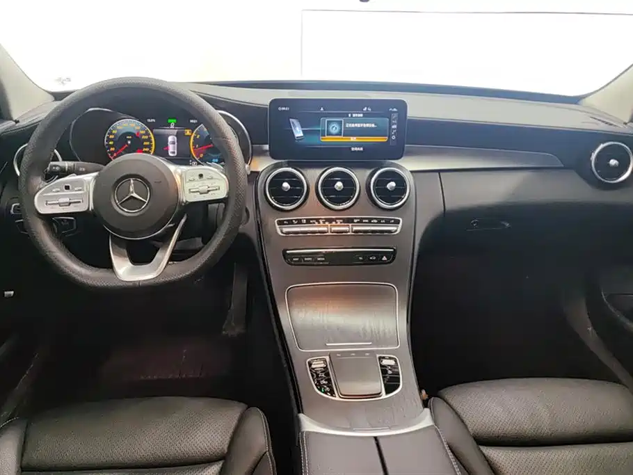 Mercedes-Benz C-Class 2020 — фото 12