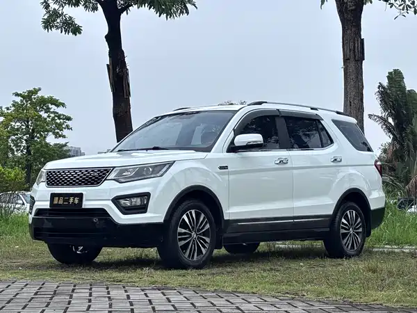 Changan Auchan CX70 2017