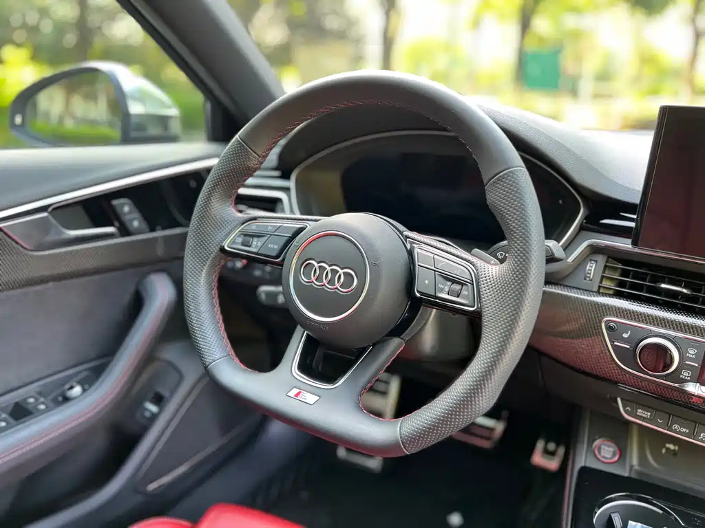 Audi S4 2024 — фото 10