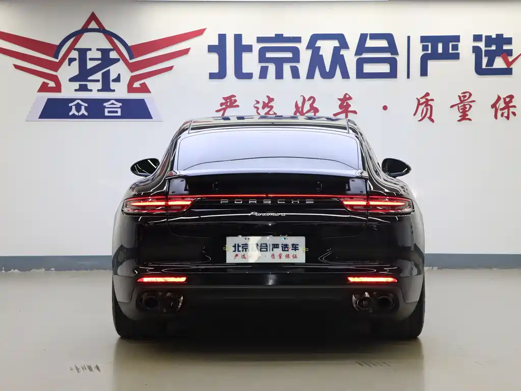 Porsche Panamera 2018 — фото 20