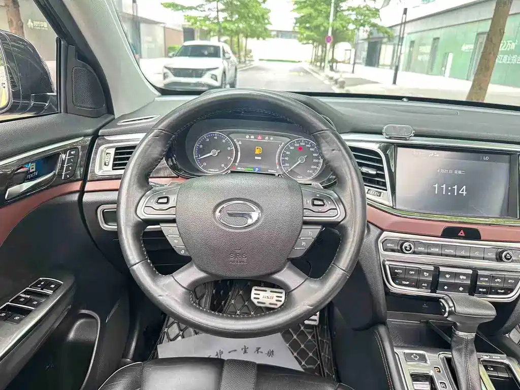 GAC Motor Trumpchi GS8 2017 — фото 13