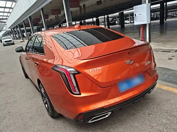 Cadillac CT4 2023