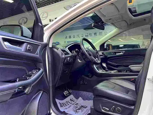 Ford Edge 2018