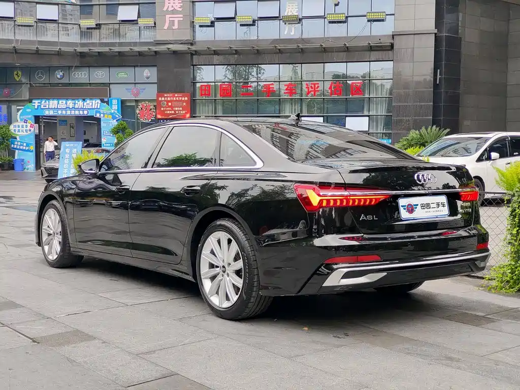 Audi A6L 2024 — фото 4