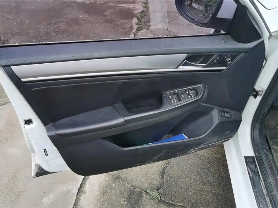 Volkswagen Bora 2016