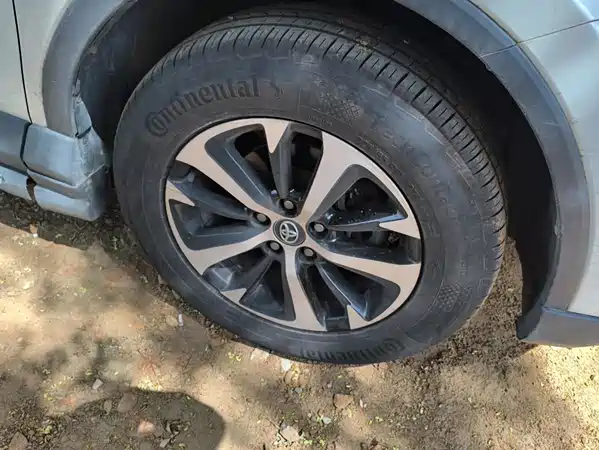 Toyota RAV4 2017