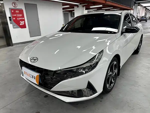 Hyundai Elantra 2021