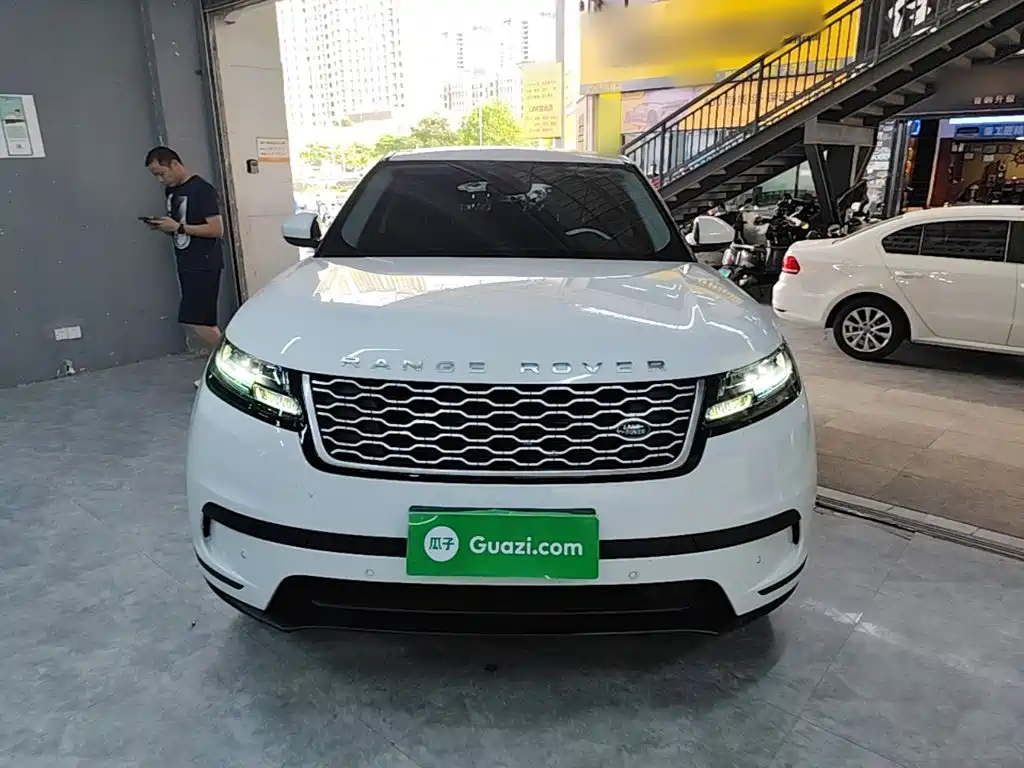 Land Rover Velar 2023 — фото 3