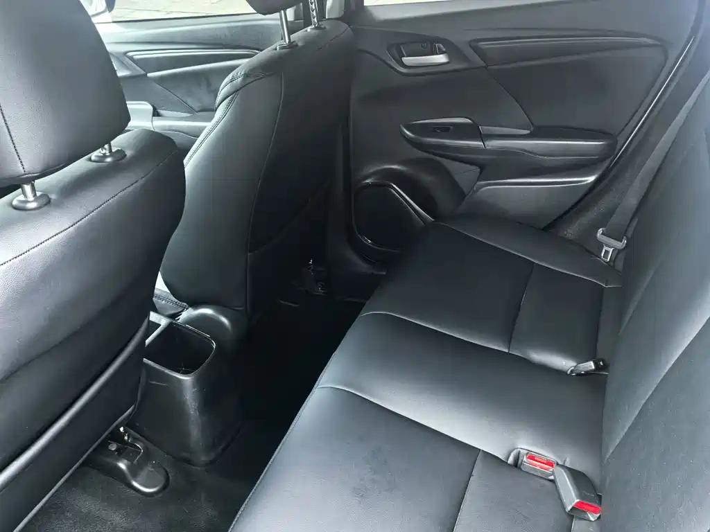 Honda Fit 2015 — фото 9