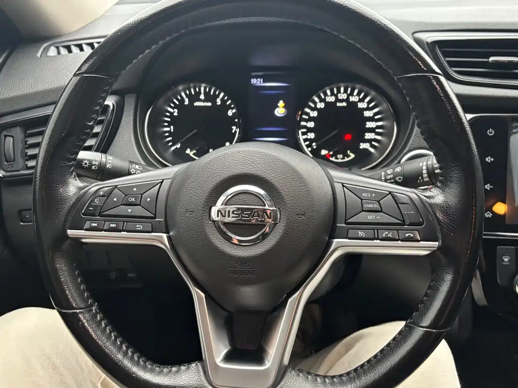 Nissan X-Trail 2021 — фото 10