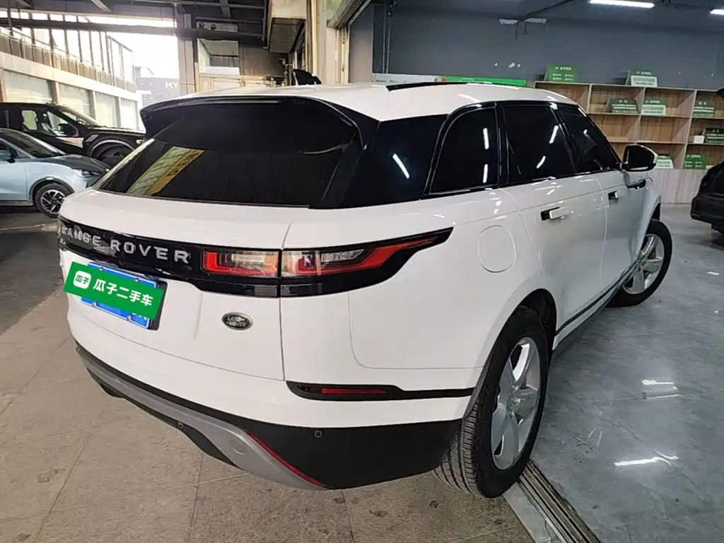 Land Rover Velar 2023 — фото 7