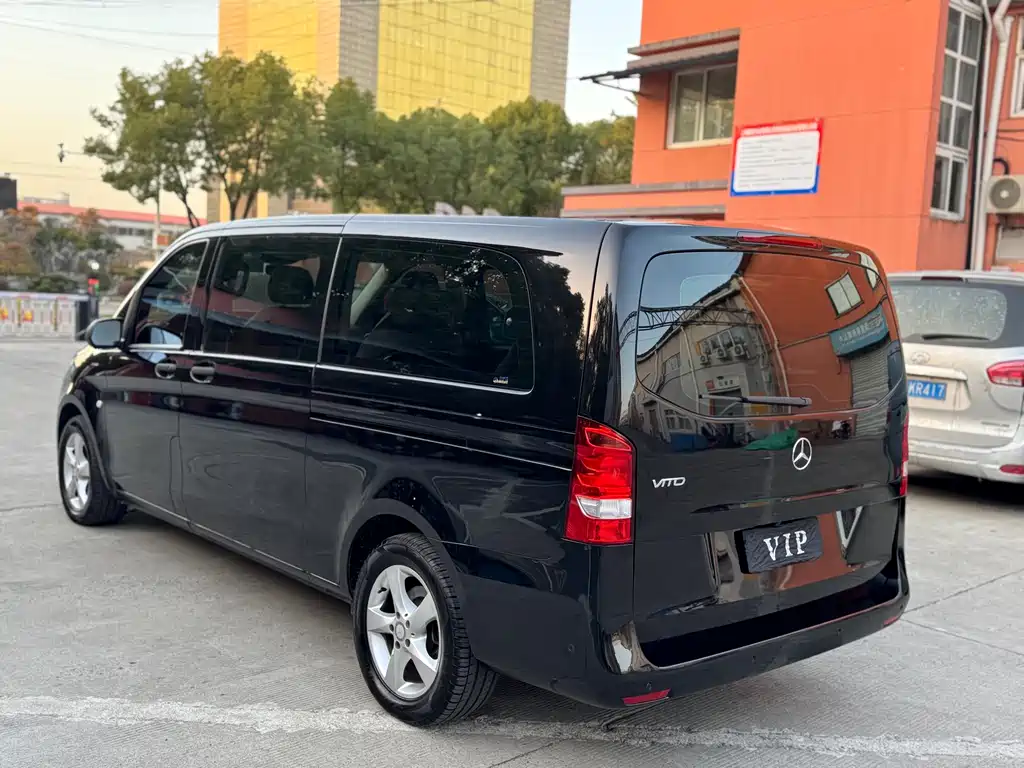 Mercedes-Benz Vito 2018 — фото 11