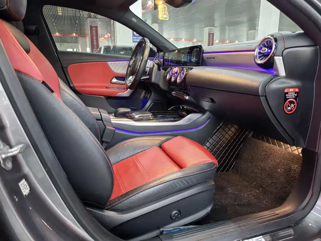 Mercedes-Benz A-Class AMG 2020 — фото 11