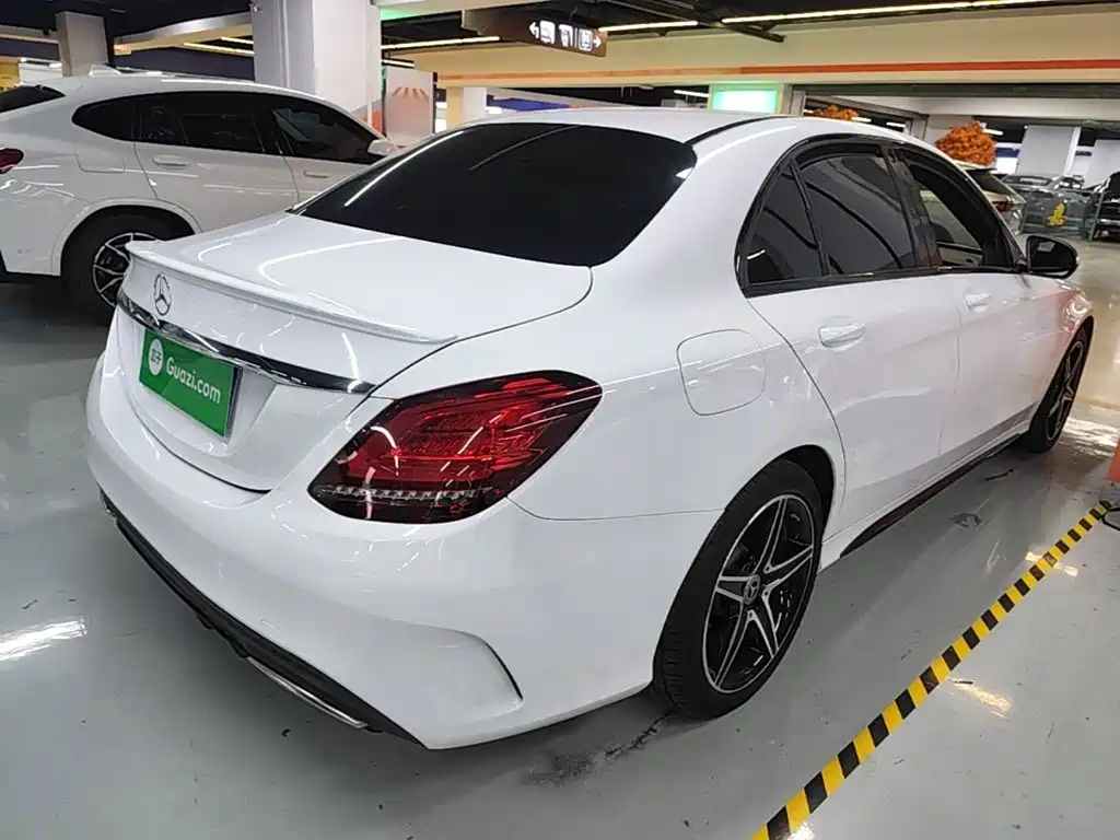 Mercedes-Benz C-Class 2020