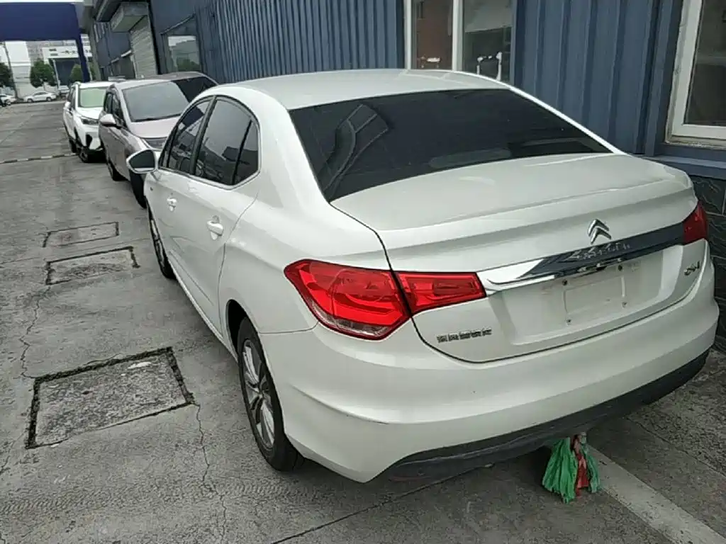 Citroen C4L 2016