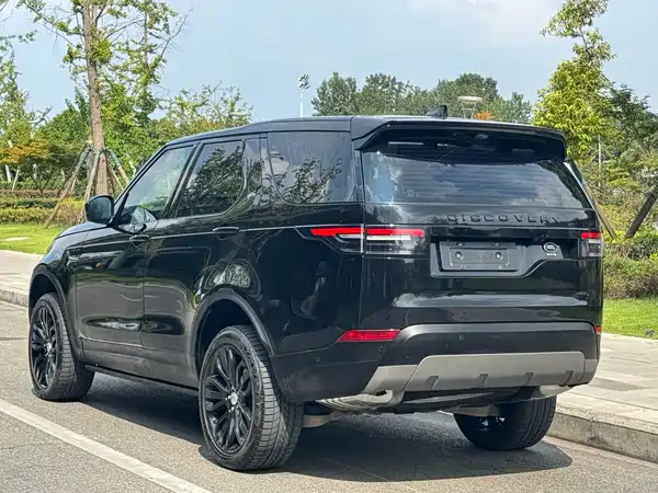 Land Rover Discovery 2019